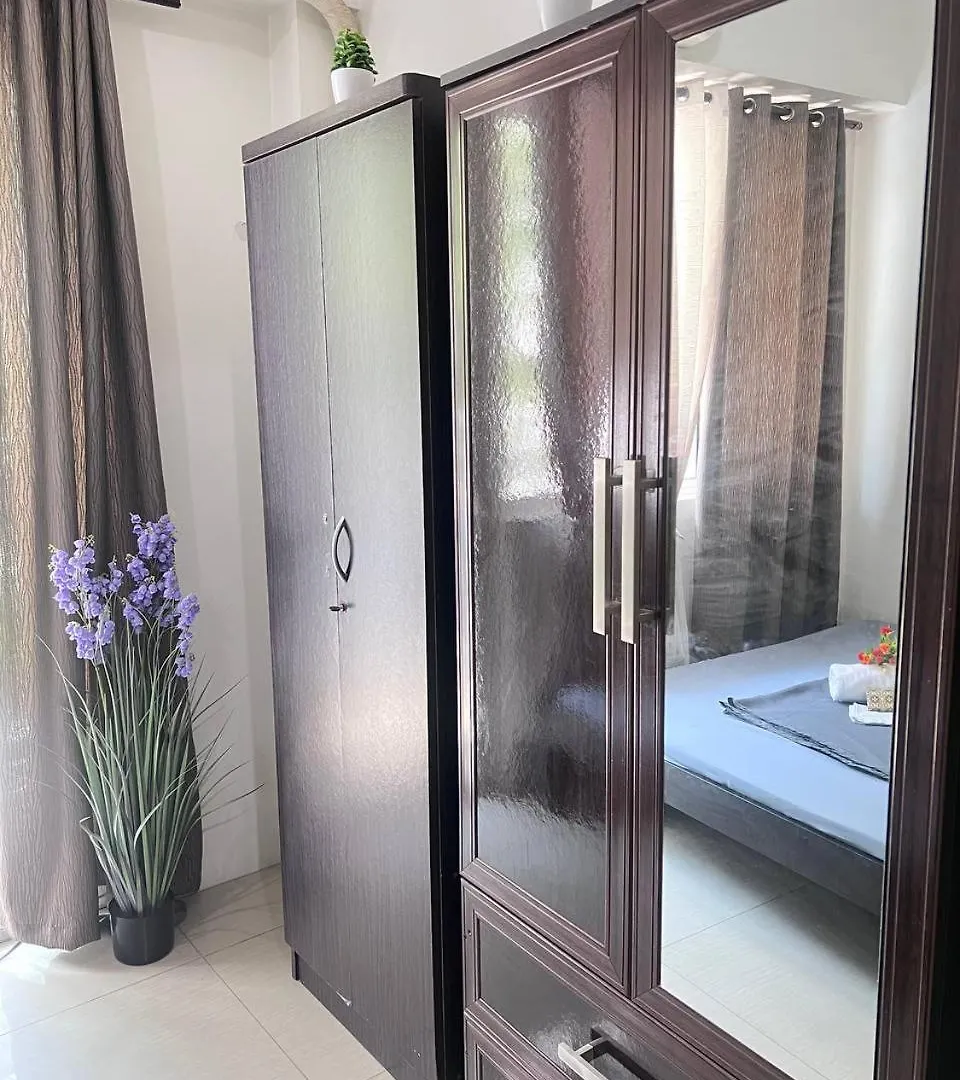 Unistay Shore Residence Amazing Pool View Manila 4*,