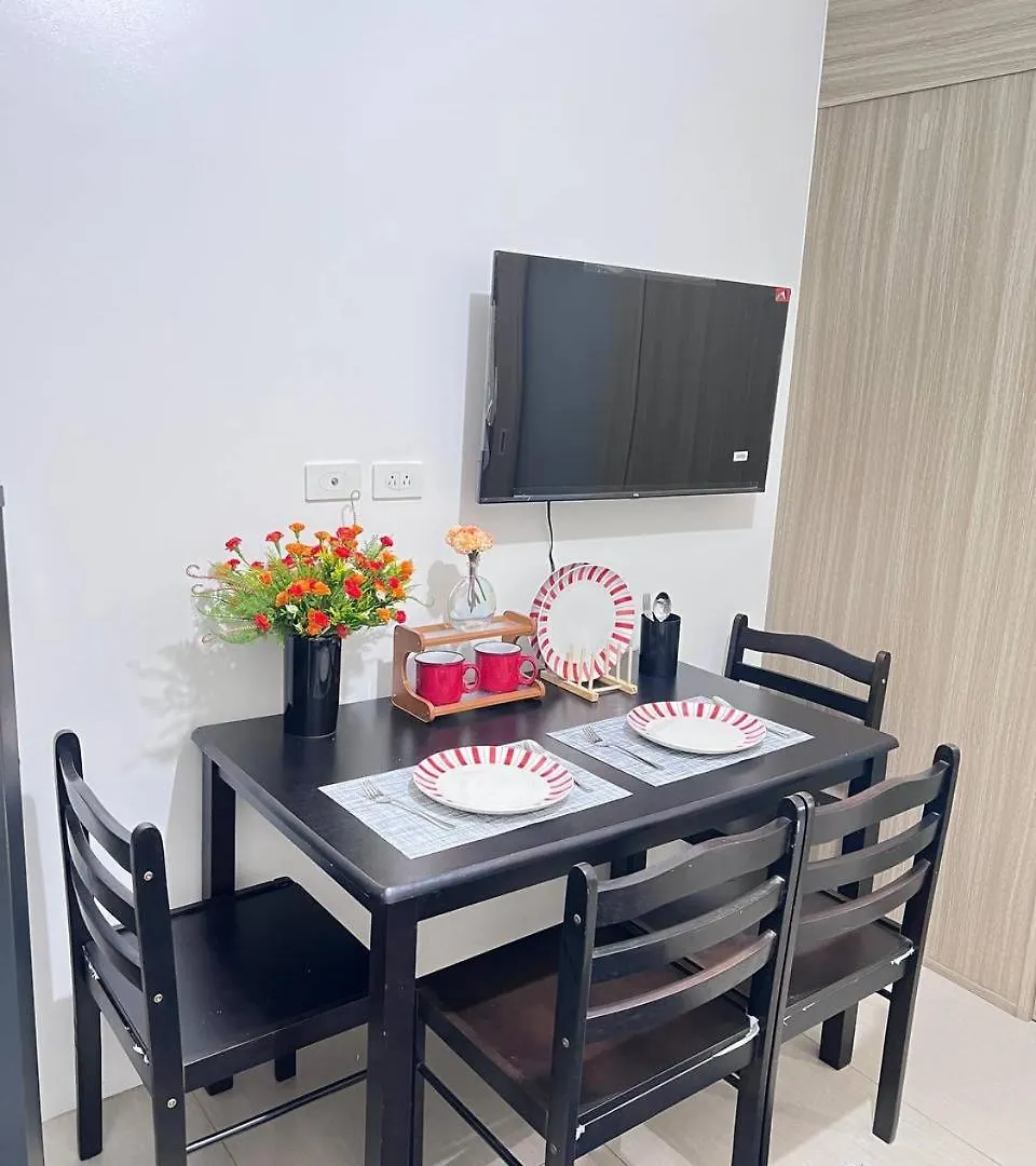 Hotel Unistay Shore Residence Amazing Pool View Manila