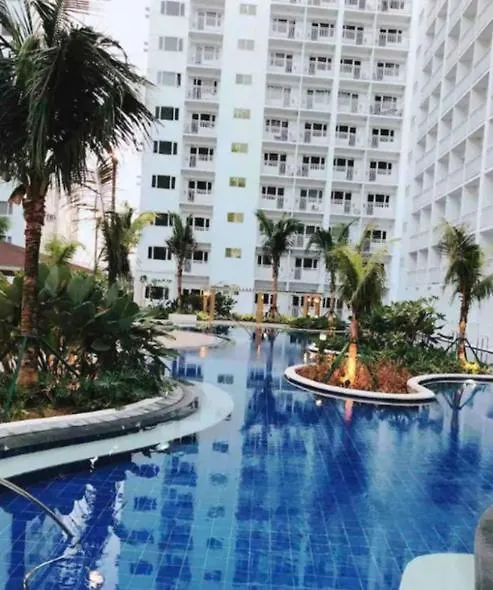 Unistay Shore Residence Amazing Pool View Manila Hotel
