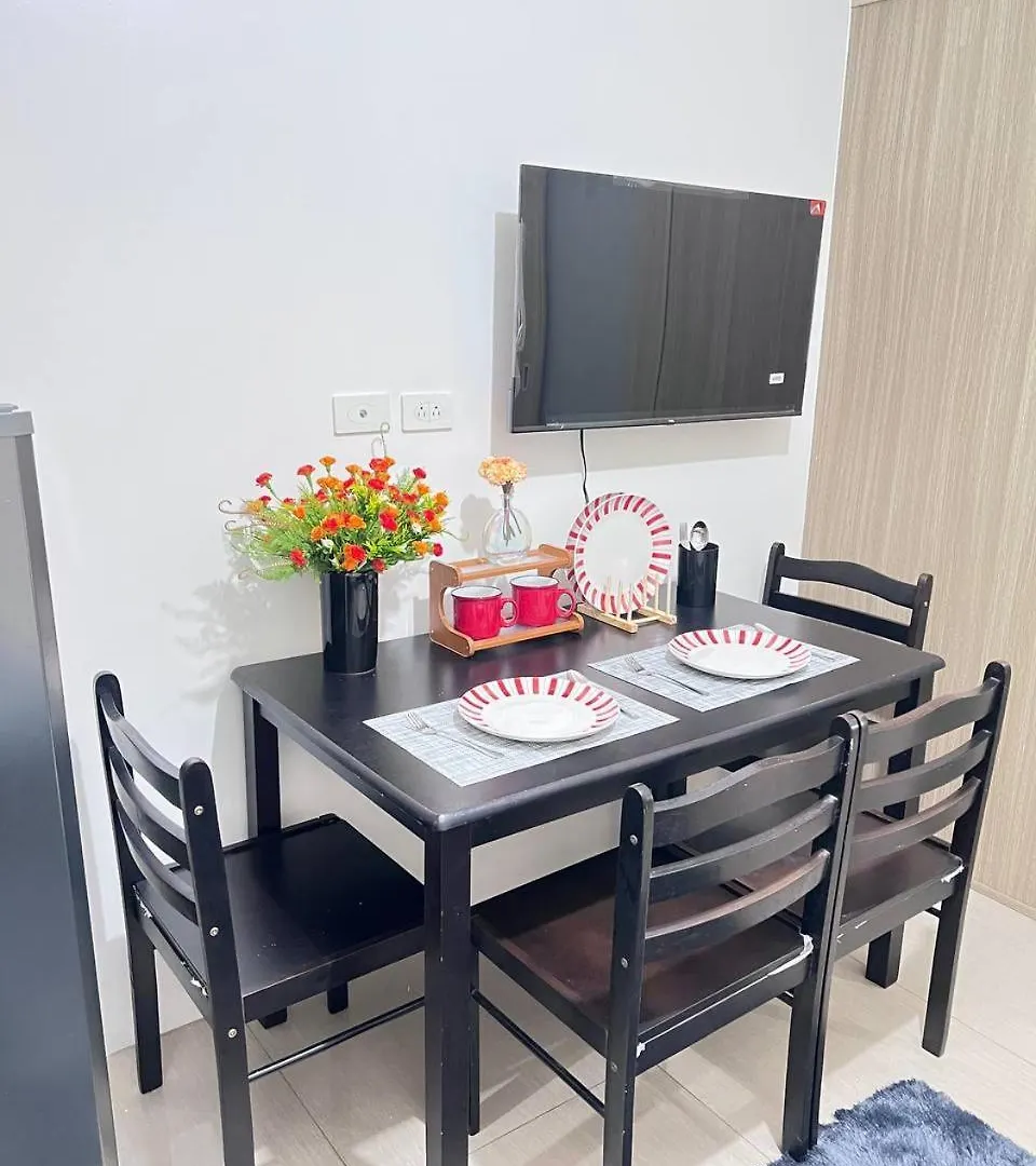 Unistay Shore Residence Amazing Pool View Manila 4*,  Philippines